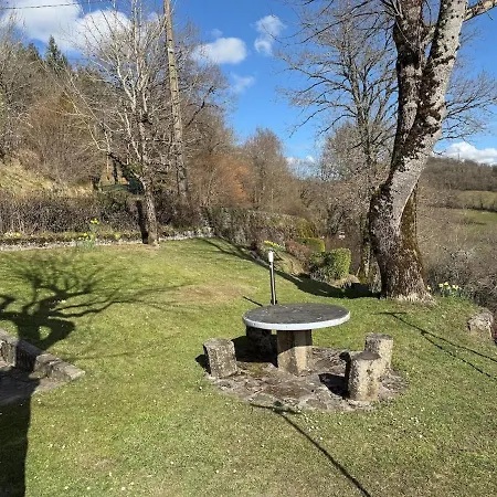 Tatil Evi La Maison Du Colonel Sainte-Eulalie (Auvergne)