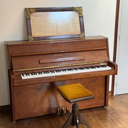 La Maison Du Colonel * Sainte-Eulalie (Auvergne)