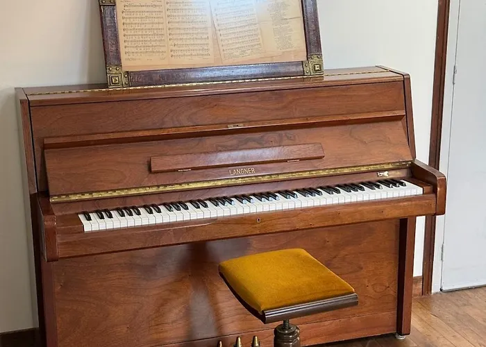 La Maison Du Colonel * Sainte-Eulalie (Auvergne)